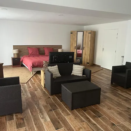 Domaine De Marguerite 3* Janvry (Essonne)